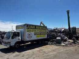 Best Property Management Cleanouts  in Carlinvle, IL